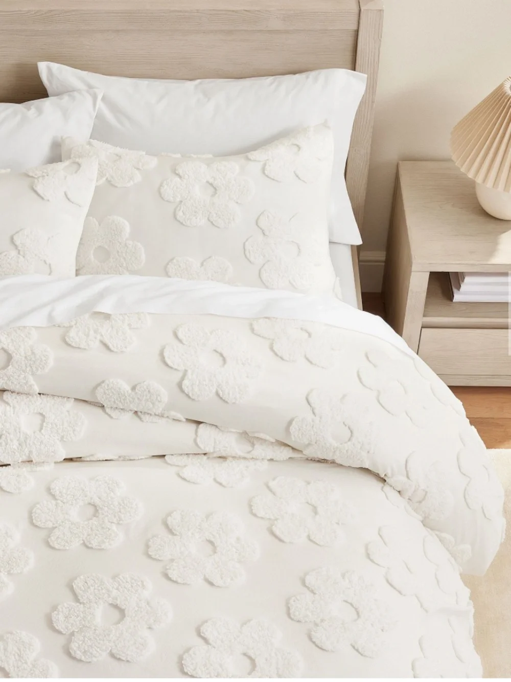 😍Best Seller 😍POTTERYBARN TEEN Daisy Clipped Jacquard Duvet Cover